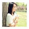 game online resmi Kim Min-seong menatap Ha Joo-yeon dengan lembut